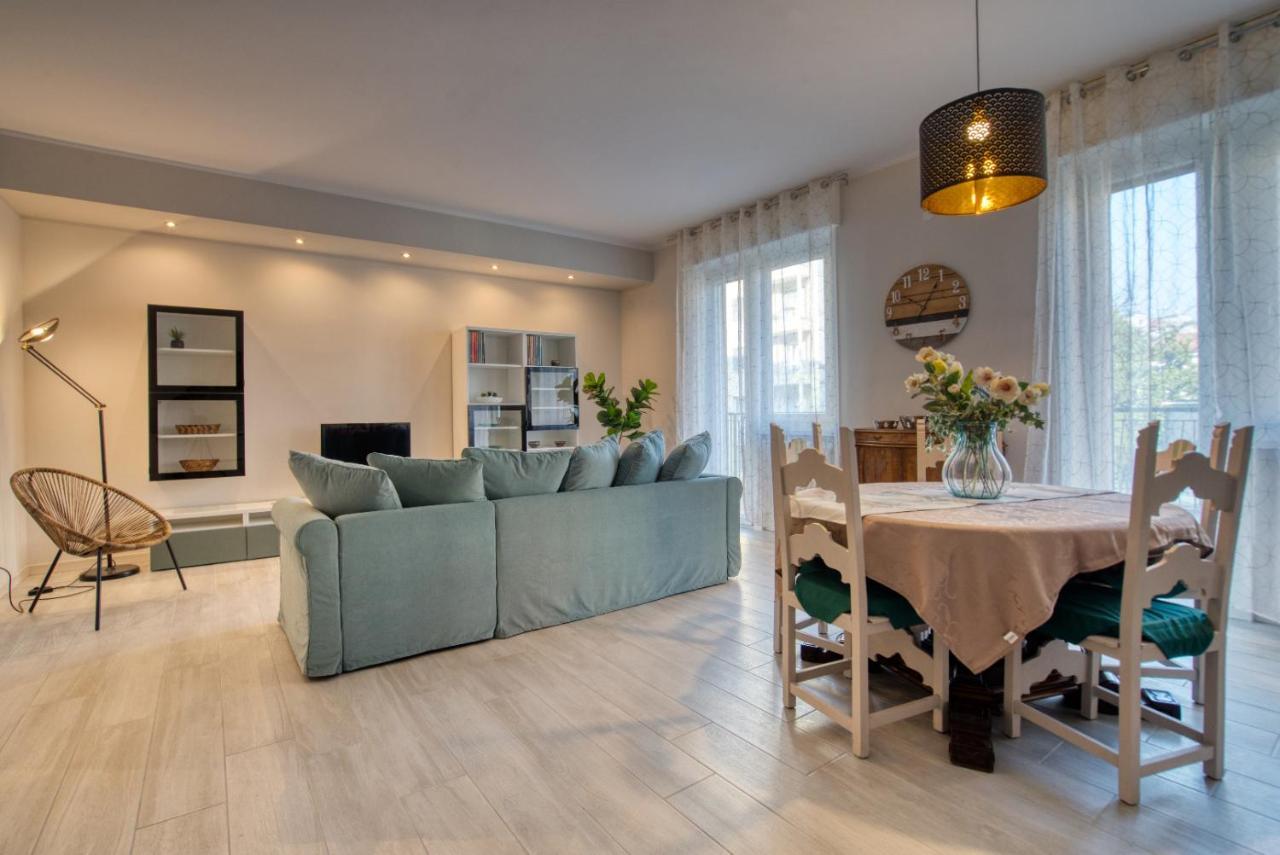 Caseospitali - Casa Janas, Elegante Trilocale Per 5 In Zona Centrale Milano Exteriör bild