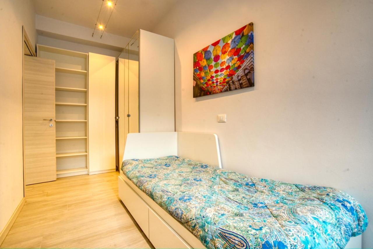 Caseospitali - Casa Janas, Elegante Trilocale Per 5 In Zona Centrale Milano Exteriör bild