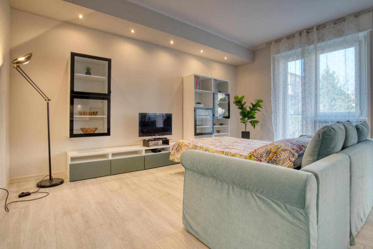 Caseospitali - Casa Janas, Elegante Trilocale Per 5 In Zona Centrale Milano Exteriör bild