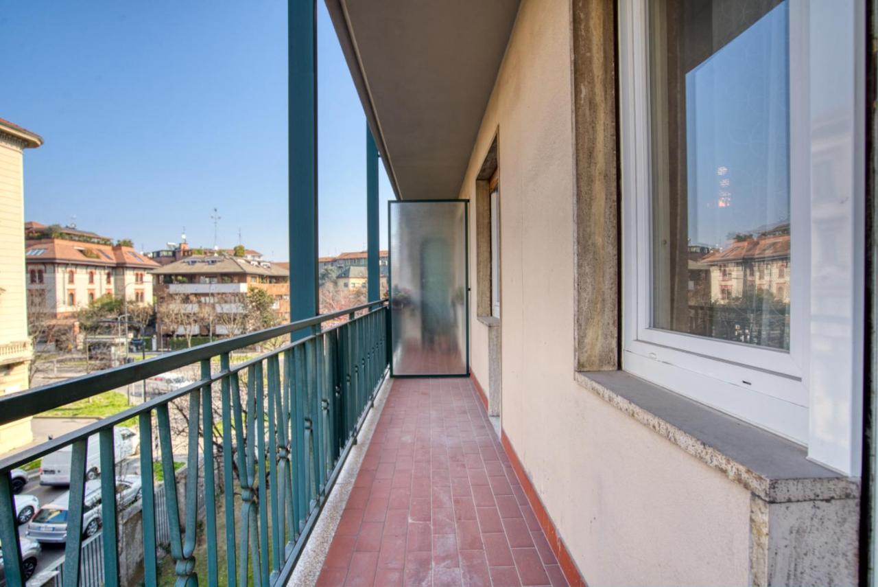Caseospitali - Casa Janas, Elegante Trilocale Per 5 In Zona Centrale Milano Exteriör bild